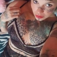 escort aki chica punk villa urquiza tatuajes 