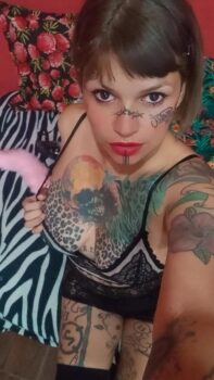 putas aki chica punk villa urquiza onda novia 