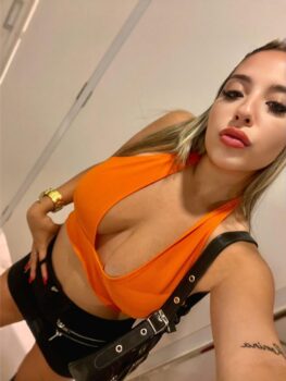 escort luli 21 microcentro besos 