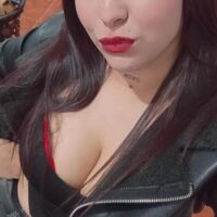 escort daina 29 flores atencion a parejas 