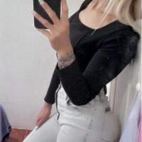 escort agostina 26 bernal besos 