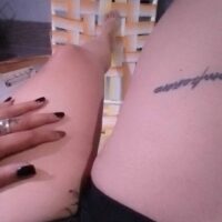 escort flor 38 santa teresita tatuajes 
