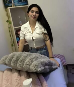 putas flor 24 flores aire acondicionado 