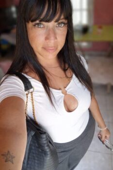 escort juli 35 flores bucal sin 