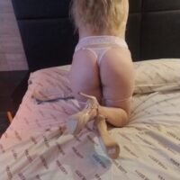 escort lola flores lesbianas 