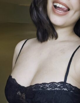 escort miia virtual sexting 