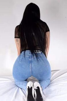 escort yesica flores tatuajes 