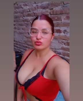 putas mia 21 florencio varela besos 