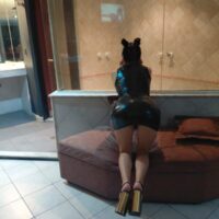 escort luuli liniers lesbianas 