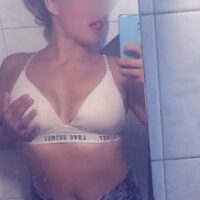 putas mailen san miguel besos 